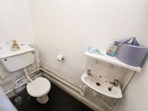 WC- click for photo gallery